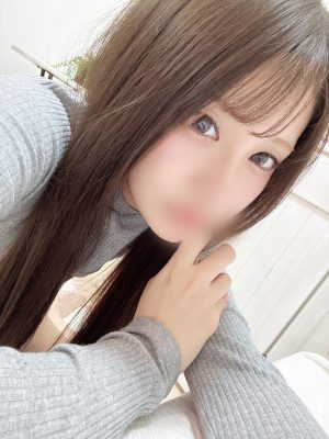 SAKURA KAEDE